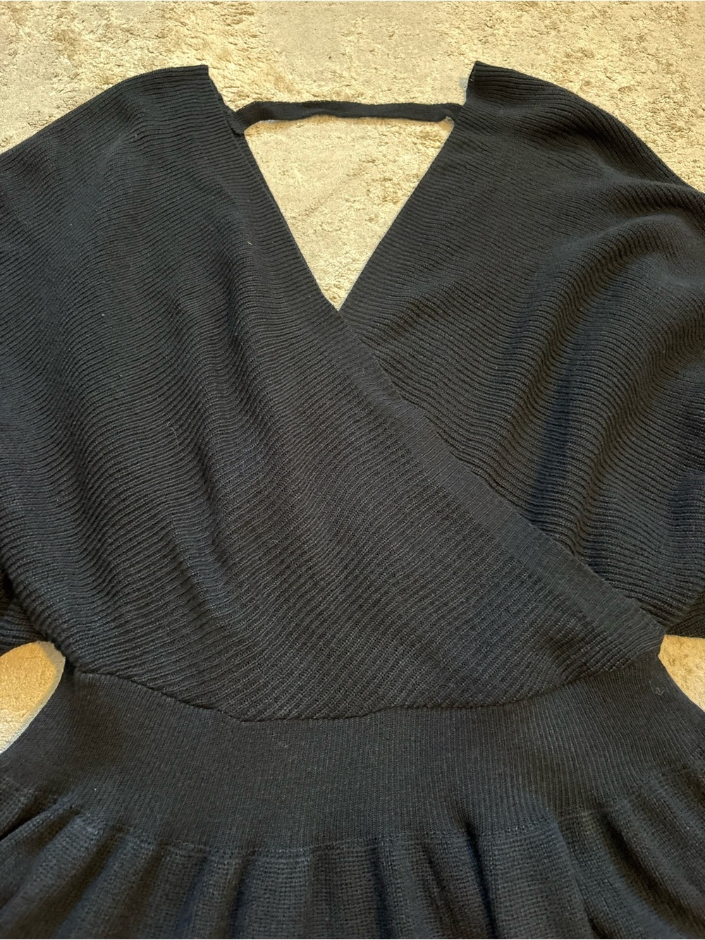 BloomChic Black Ribbed Knit Peplum Dolman Sleeve Crossover Sweater Size 14/16 - Picture 5 of 11